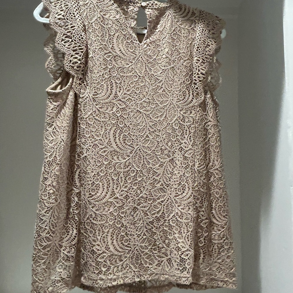Cable & Gauge Beige Lace Top